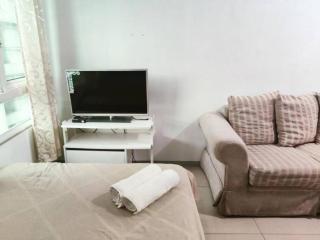 Relaxing Place At Beacon Tower Makati - Manila - 0
