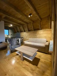 DANDELION HOUSE - 4