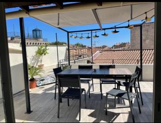 Superbe loft avec terrasse à 2 pas du palais des papes - Avignone - 0
