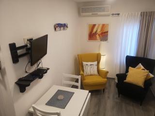 Apartments Frenkie - Komiža - 8