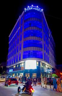 Hôtel La Perla - Al-Ḥoseyma - 0