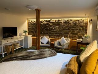 Hanlon Guest House - Stanley - 1