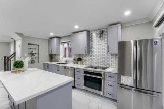 Classic & Luxury Private Detached Entire Home with Free WI-FI & T.V - Brampton - 1