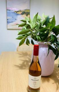 Family Favourite, Spacious 2 Bedroom Unit - 1