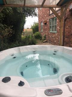 Soldiers Cottage, with HOT TUB, dog friendly, great views - Hereford - 8