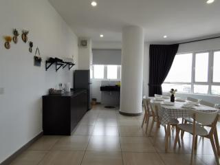 Octagon Ipoh Family Suites - Ipoh - 8