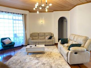 Lavingtons Stylish Retreat-Near Malls, Restaurants and hotels - Nairobi - 8