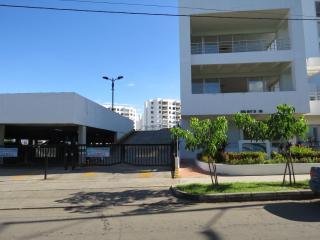 Precioso apartamento con piscina y wifi - Girardot - 9