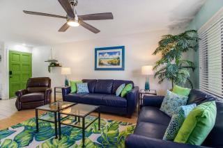 'Sea- Esta' Winds 209 - 7