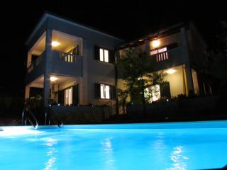 Holiday home with pool, Supetar, Island Brac - Supetar - 9