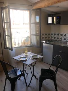 ARLES: Studio de la place - Arles - 8