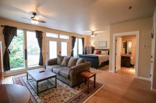 Creekside Cottage - Jacksonville - 2