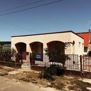 Dalmatia Apartman - Hajdúszoboszló - 0