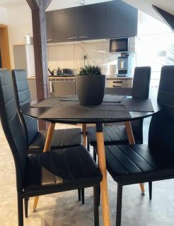 Cozy Apartment Bernburg 3 - Roschwitz - 4