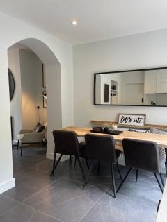 The Village House - Malahide - 5
