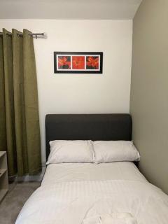 Comfortably furnished 2 bedroom home in Bolton - Bolton - 4