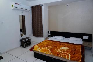 Heaven Accommodations - Rajkot - 8