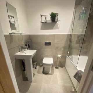 Modern 2 Bed Apartment/Free Parking/Near City/Self-Check In - Handsworth - 1