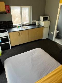 Hatfield SAVE-MONEY Rooms - 10over10 for PRICE! - Hatfield - 6