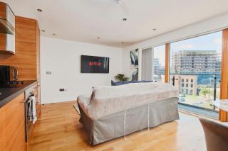 King Deluxe City Apt Large Balcony& Free Parking! - Leeds - 6