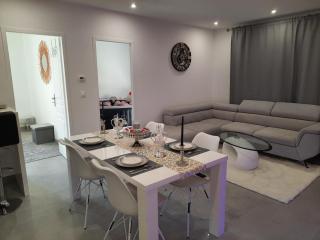 Jacuzzi Appartement love room - Freneuse - 1