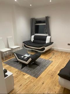 Tee's apartments - Plumstead - 5