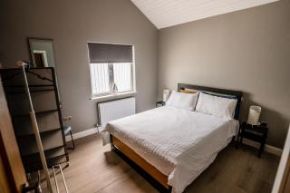 Holmestead Cottage - 8