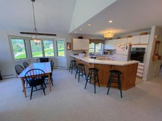 F14 Bretton Woods Condo along golf course short walk from Omni Mount Washington Hotel - Carroll - 2