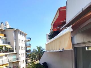 Appartement 2P Calme avec Piscine et Parking - Terrasse, Proche Plages et Centre de Menton - FR-1-196-239 - 9