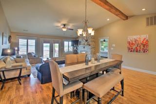 Lakefront Hot Springs Condo with Large Balcony! - 5