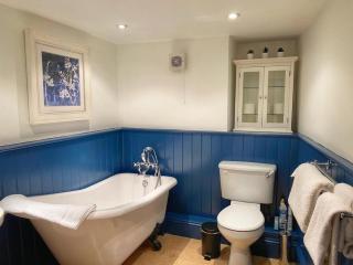 Baker's Cottage - Castle Combe - 2