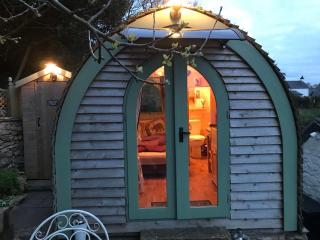 Robins Nest glamping pod North Wales - Mold - 5