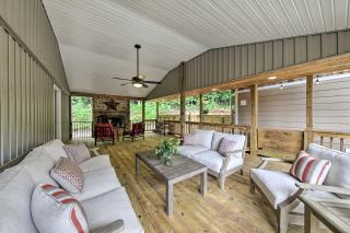 Blairsville Tiny Home with Covered Furnished Deck! - Blairsville - 0