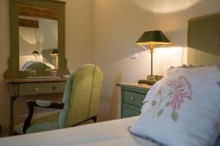 Stackyard Lodge - enchanting 18th Century converted barn in the Waveney Valley - 1