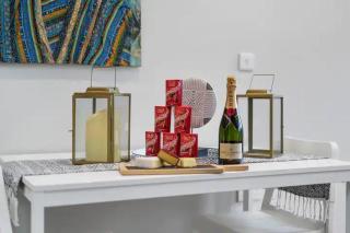 Marble DELUXE - City Centre Apt- Parking & Wifi - Maidstone - 1