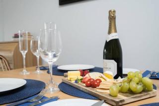 Misty Lakes - Lakefront Apartment - Queenstown - 8