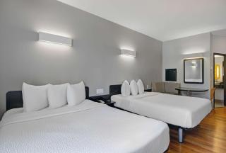 Motel 6 Airdrie - Airdrie - 3