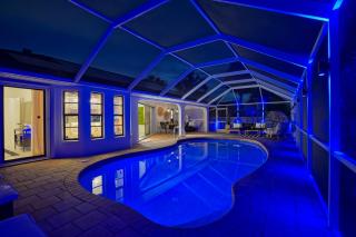 Glamorous 3-Bedroom Villa with Heated Pool Sarasota Area - Port Charlotte - 0