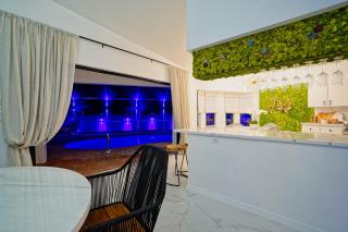 Glamorous 3-Bedroom Villa with Heated Pool Sarasota Area - Port Charlotte - 2