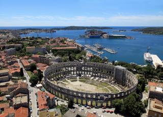 Apartments with a parking space Pula - 15582 - Pula - 1