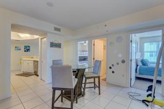 Barefoot Bungalow - Daytona Beach Shores - 3