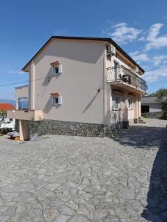 Apartments and rooms with parking space Vrbnik, Krk - 5299 - Vrbnik - 1