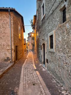 La casa di mezzo - Calascio - 0