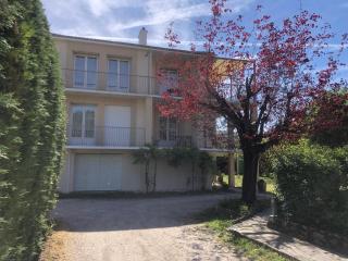 CONDRIEU appartement 1 er et parking voiture vélo - 5