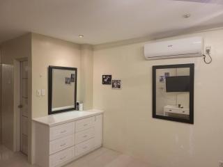 Kandi Resort-type Spacious 1 BR with Netflix and free Housekeeping - Angeles - 5