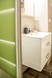 Ermou 18 Mosaics boutique apartment - 6