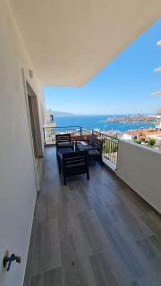 Sea and City view Apartment - Sarandë - 0