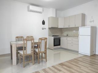 One Bedroom Apartment Gogo with Private Parking - Neum - 6