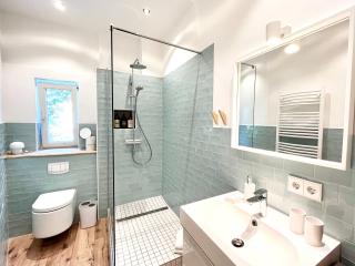3 Zimmer Ferienwohnung Burghof mit Balkon im Herzen Flensburgs - Flensburgo - 8
