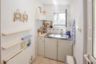 Apartment Ivan - Veli Rat - 8